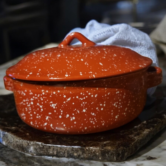 VTG LTD Commodities Stoneware Red Speckled Casserole Dutch Oven Dish Bowl/Lidded - Picture 3 of 9